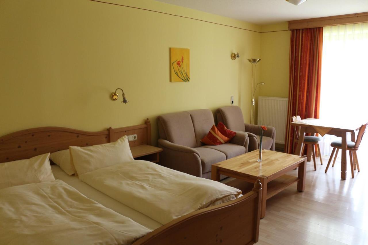 App.-Haus Holmernhof II Бад-Фюссинг Номер фото